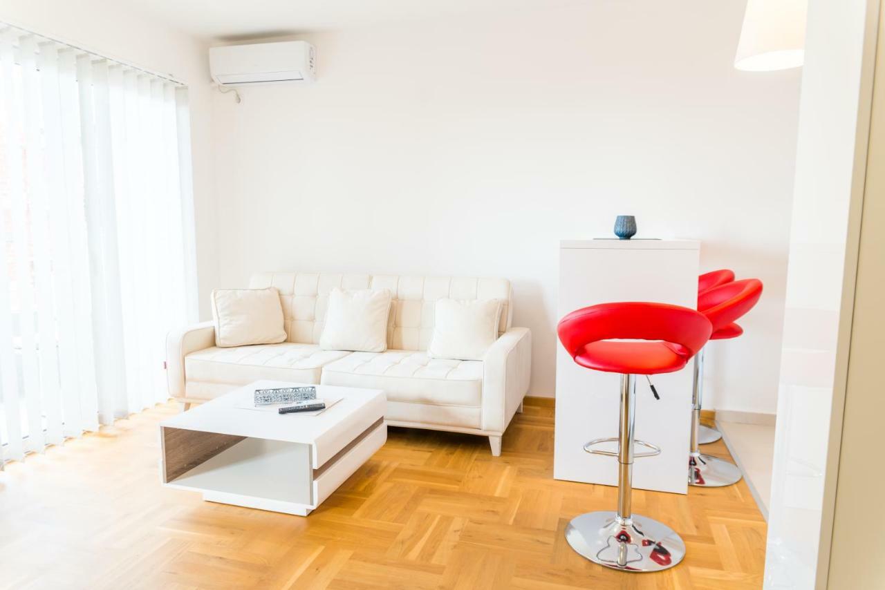 בודווה Apartmani "B-Elite" מראה חיצוני תמונה